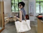 chanel shopping bag with pearls white 38cm lijuc.jpg