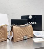 chanel small boy chanel handbag nude 25cm fyeua.jpg