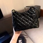 chanel small hobo bag in shiny leather gold black 24cm nwobe.jpg