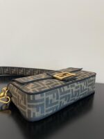 fendi baguette jacquard ff fabric bag 26cm 8br600a6v5f17u4 lszol.jpg