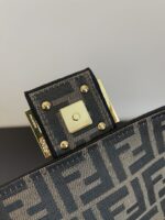 fendi baguette jacquard ff fabric bag 26cm 8br600a6v5f17u4 puxey.jpg