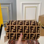 fendi baguette sheepskin bag brown 26cm a4raq.jpg
