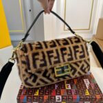 fendi baguette sheepskin bag brown 26cm zfvk8.jpg