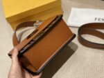 fendi ff logo bottom brown bag 22cm ldwu7.jpg