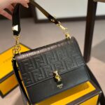 fendi logo embossed kan i black 24cm 1ef8i.jpg