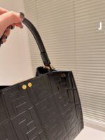 fendi original peekaboo black 30cm ki62x.jpg