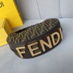 fendigraphy small vintage gold metal leather bag 28cm d6jr6.jpg