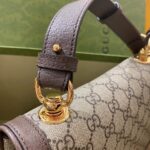 gucci blondie medium shoulder bag 699210 96iwg 8745 2vydn.jpeg