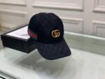 gucci gg canvas with web baseball cap black r9c5s.jpg