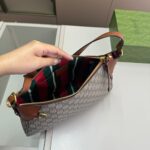 gucci gg emblem small shoulder bag beige and dark brown 30cm 815218 faeaa 9762 twjzc.jpg