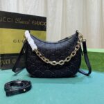 gucci gg emblem small shoulder bag black 23cm 815409 aaeem 1000 tlk1n.jpg