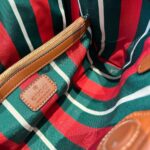 gucci gg emblem small tote bag beige and dark brown 31cm t4hwe.jpg