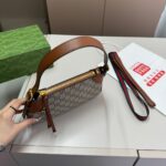 gucci gg emblem super mini shoulder bag beige and brown 24cm 820696 fad6l 9758 dqdab.jpg