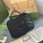 gucci gg marmont mini top handle bag black and black 22cm 702563 dtdfv 1000 n7dff.jpg