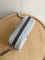 gucci gg marmont small shoulder bag light grey 24cm 447632 aabzb 1712 hkhfg.jpeg