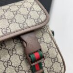 gucci gg supreme canvas small messenger bag beige ebony 23cm 0ljjt.jpg