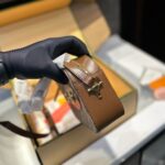 gucci horsebit 1955 mini shoulder bag beige and ebony 18cm 760196 92tcg 8563 tmmyt.jpg