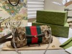 gucci horsebit chain small shoulder bag beige 29cm 764339 facm2 8747 4gkll.jpg