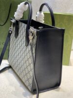 gucci tote bag with interlocking g beige and blue 31cm 659983 k9gsn 4075 7pyf4.jpeg