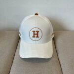 hermes baseball cap white h logo p7uh3.jpg
