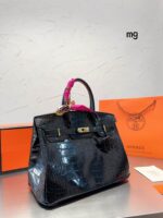 hermes birkin 30 black noir shiny porosus crocodile 30cm hfali.jpg