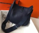 hermes clemence evelyne pm 25cm black noir wok7y.jpeg