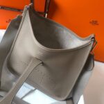 hermes clemence evelyne pm 25cm etoupe l0dqh.jpeg