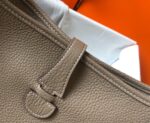 hermes clemence evelyne pm 25cm etoupe t42by.jpeg
