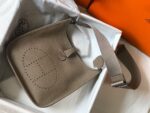 hermes clemence evelyne pm 25cm etoupe vvkqw.jpeg