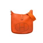 hermes clemence evelyne pm 25cm orange feu nb47h.jpg