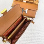 hermes constance wallet to go gold epsom gold hardware 21cm irpym.jpg