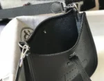 hermes evelyne 16 amazone black bag 16cm h069426ckav 2dc1l.webp
