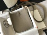 hermes evelyne 16 amazone olive green bag 16cm zcmxd.jpg