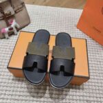 hermes izmir sandal kaki and noir h231812zhk3400 2rhmg.jpg
