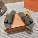 hermes izmir sandal vert toundra h222845zhv1465 kuxiv.jpg