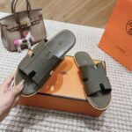 hermes izmir sandal vert toundra h222845zhv1465 pt5oe.jpg