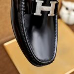 hermes mens loafer moccasin polish leather with h silver in black h1z7l.jpg