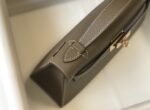 hermes mini kelly pochette gold toned hardware dark beige 22cm pw6a2.jpg