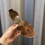 hermes santorini sandal brown gcjjn.jpg