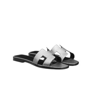 hermes slippers flat oran silver and black h021056z ssh3a.jpg