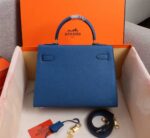 herms birkin b25 togo blue 25cm gvtxv.jpeg