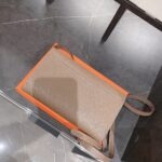 herms constance to go epsom etoupe 21cm rl1cu.jpg
