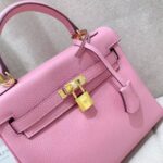 herms kelly 28 sellier handbag in rose confetti epsom leather 28cm zl7c7.jpeg