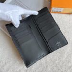 louis vuitton brazza wallet black 19cm m69980 5xzcr.jpeg