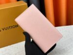 louis vuitton capucines compact wallet m62157 vckyg.jpeg