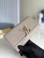 louis vuitton capucines wallet galet m61248 qgrvh.jpg