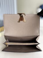 louis vuitton capucines wallet galet m61248 xzjna.jpg