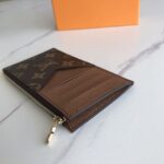 louis vuitton coin card holder taigarama 145cm brown m30271 kqf0t.jpeg