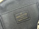 louis vuitton cosmetic pouch pm black 17cm m59086 ayblf.jpg