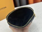 louis vuitton cosmetic pouch pm black 17cm m59086 ovhei.jpg